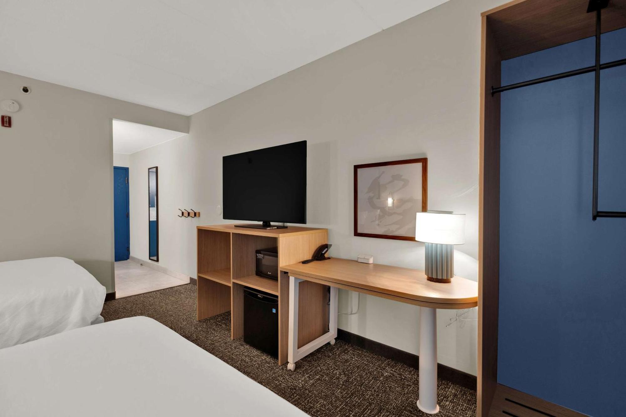 Spark By Hilton Plymouth Eksteriør billede