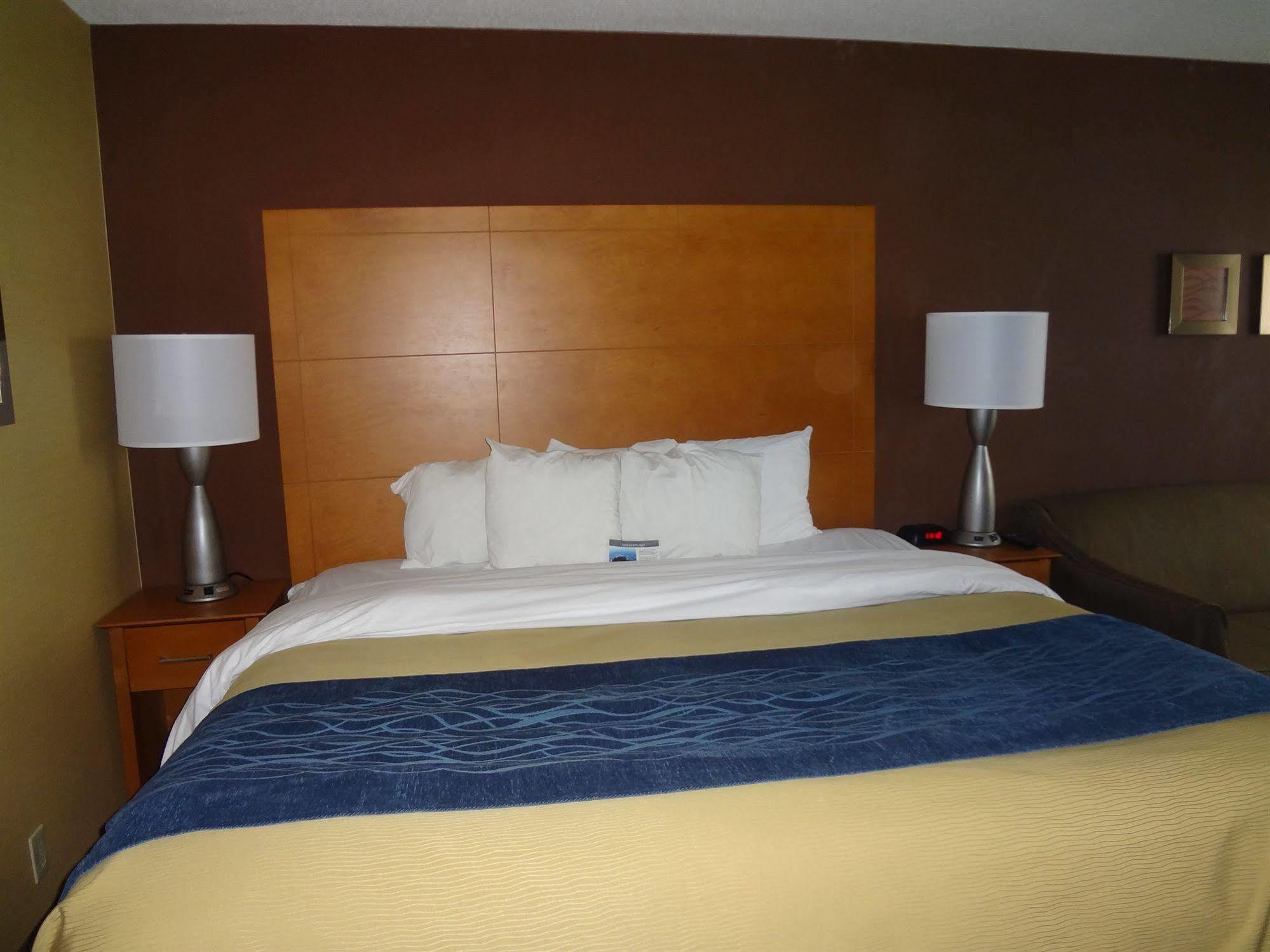 Spark By Hilton Plymouth Eksteriør billede